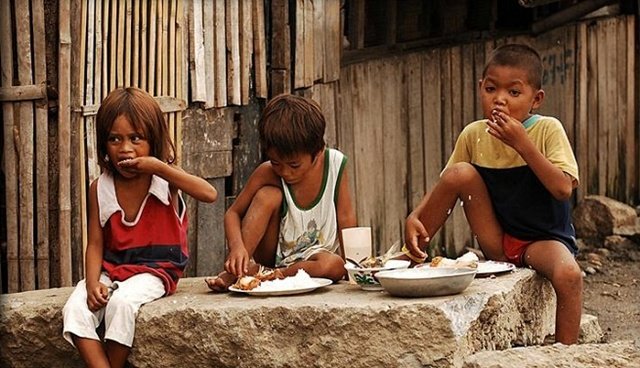 TVE celebra el Día de los Derechos Humanos con una programación especial